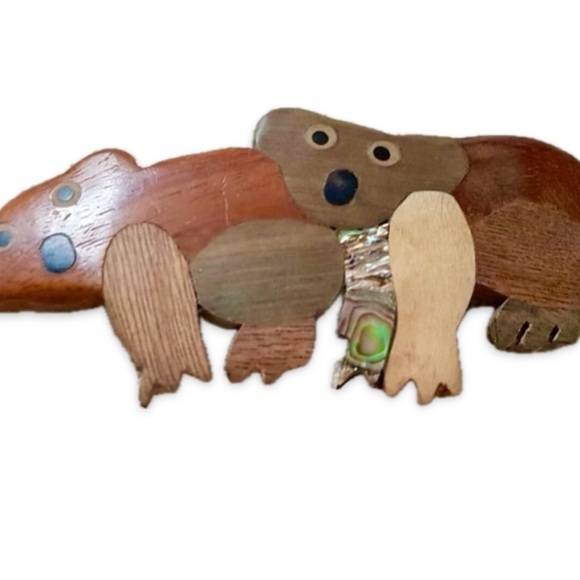 Koala bears wood brooch - Handcrafted Brooch or Necklace you choose - Picture 14 of 15